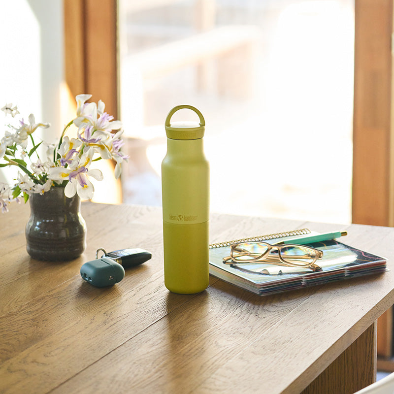 12oz-rise-classic-with-arch-loop-cap-d5 12oz_rise_classic_insulated_acacia_table_square.jpg