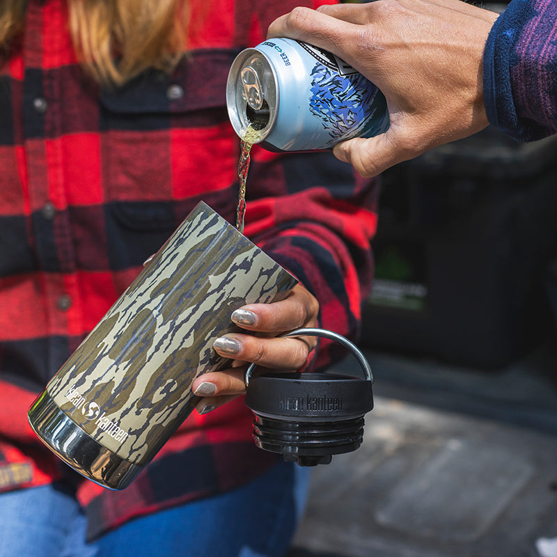 12oz-tkwide-with-cafe-cap-mossy-oak-v4 12oz_tumbler_mossyoak_bottomlands_beer_pour_square.jpg