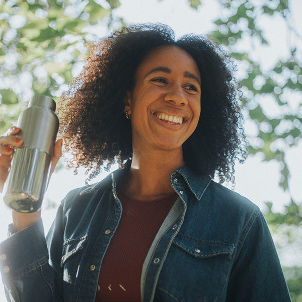 bring-your-own-party-kit-tumblers-and-cocktails-s1 16oz_rise_reflect_woman_smile_square.jpg