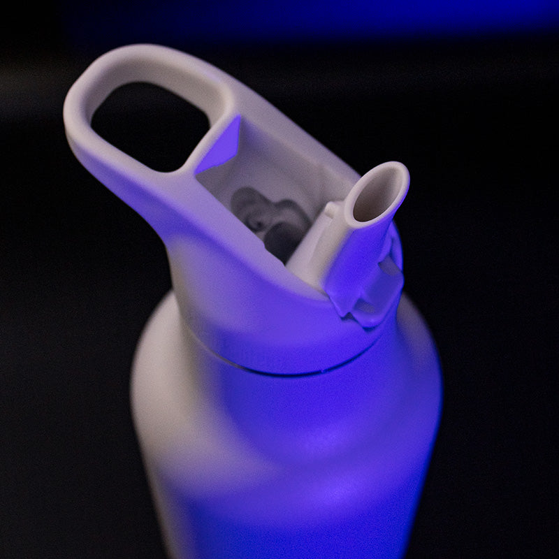 20oz-rise-classic-may-the-4th-i9 20oz_rise_classic_may_the_fourth_starwars_white_bottle_flipseal_square.jpg