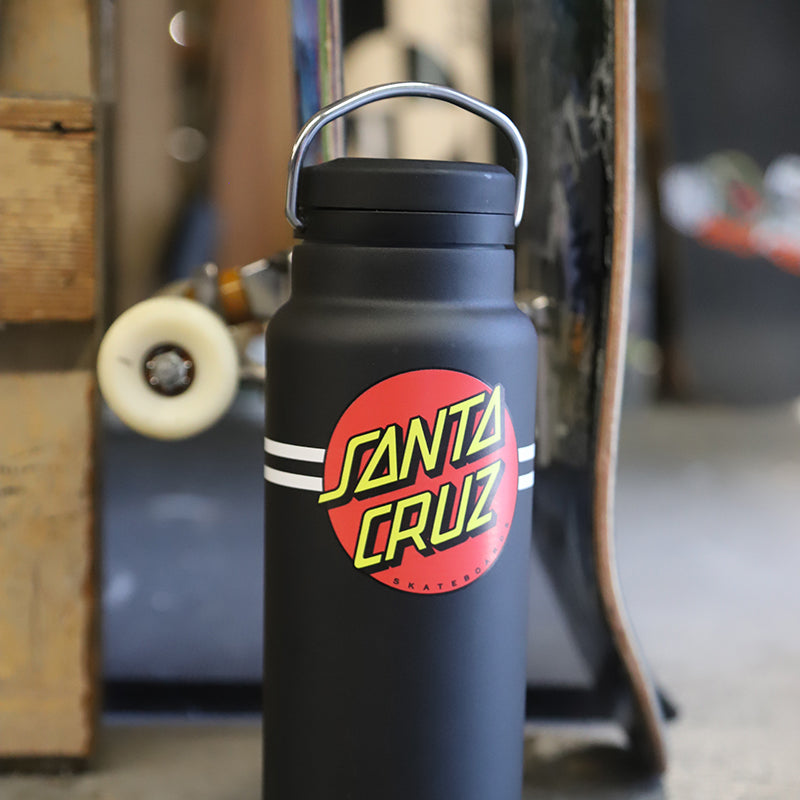 32oz-tkwide-with-twist-cap-santa-cruz-m9 32oz_tkwide_twist_water_bottle_santacruz_dot_wheels_square.jpg