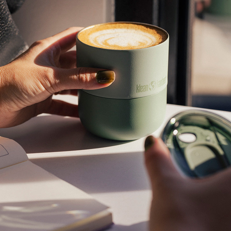 slide-lid-o3 8oz_rise_lowball_iceberg_coffee_espresso_sun_slide_lid_closeup_square.jpg