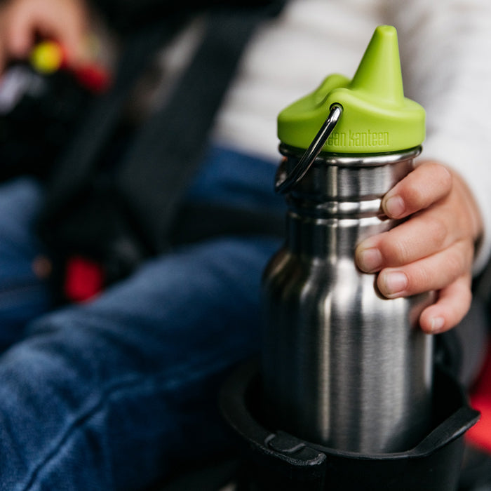 classic-kid-sippy-cap-i9 K12CNSIPPY-BS-sippy_bottle_carseat_lifestyle_6a57ff1f-474b-4c60-9003-2a6f3a064213.jpg