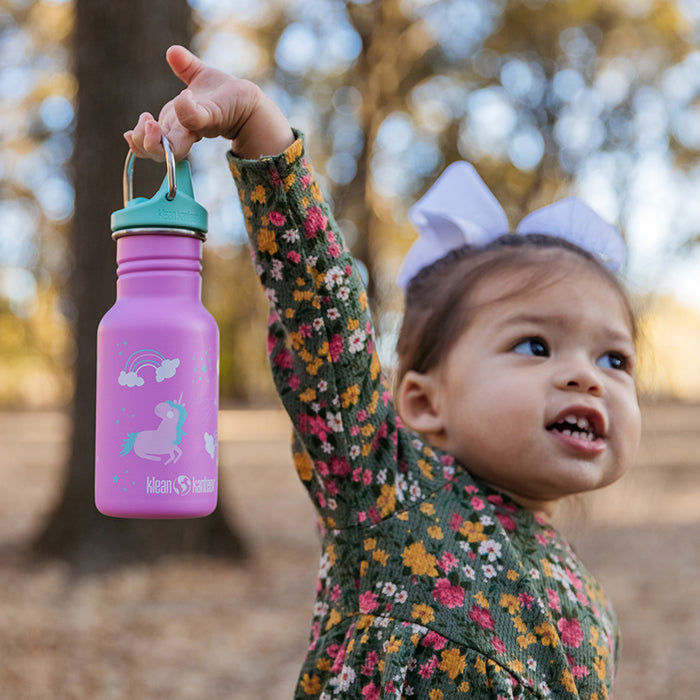 classic-kid-sippy-cap-i9 K12CNSIPPY-UN-kids_bottle_unicorn_lifestyle.jpg