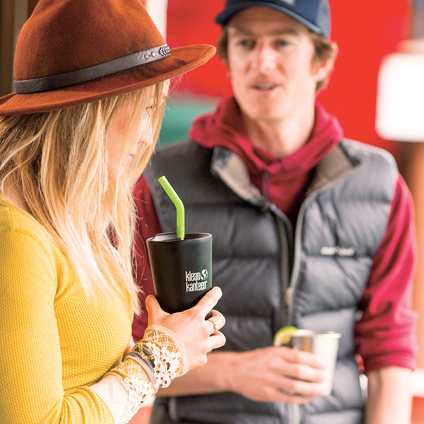 tumbler-straw-lid-with-straw-d2 K16VSSC-SB-guy-girl_style_9a499e23-5b7a-4a0d-b42e-d1b4b02627b2.jpg