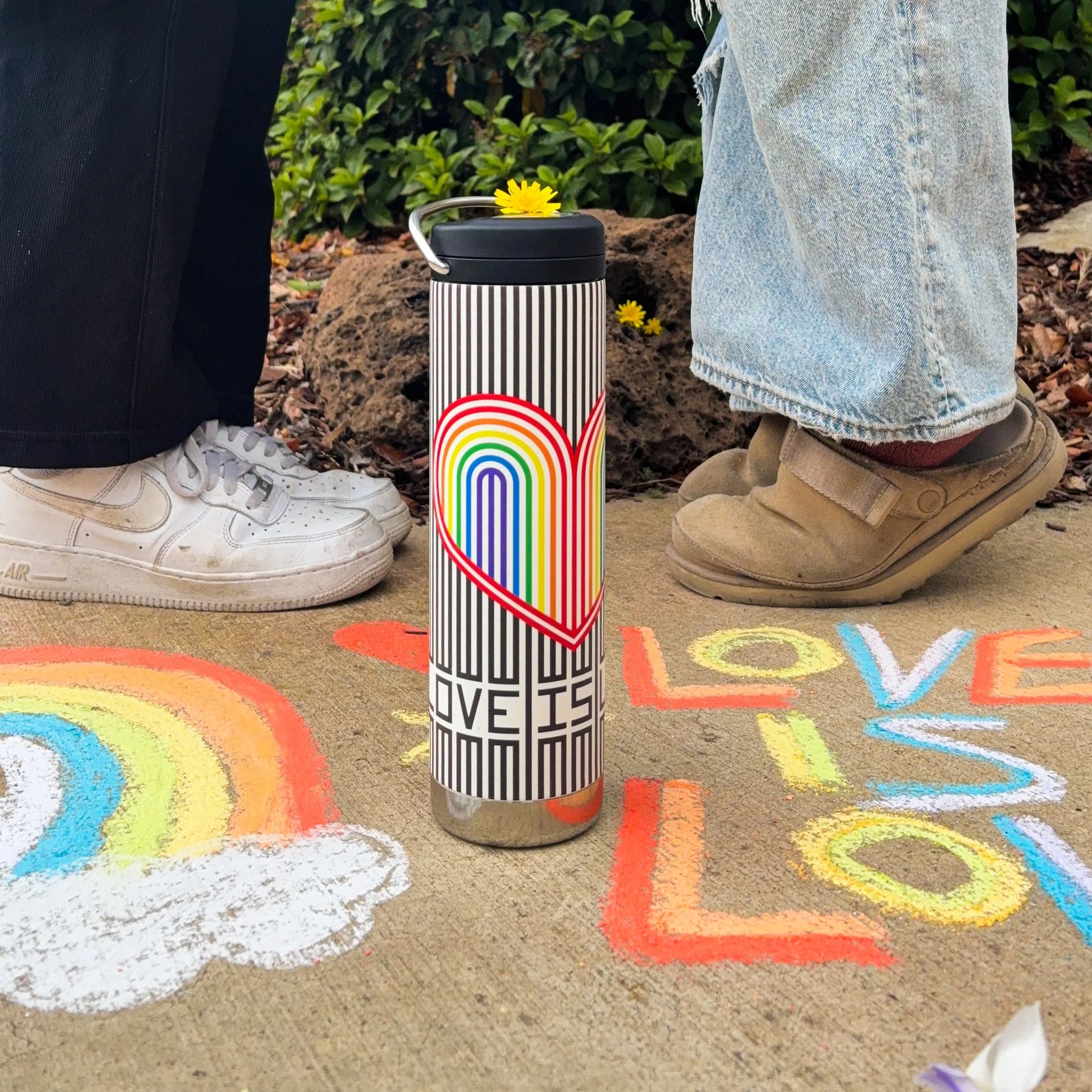 20oz-tkwide-with-twist-cap-pride-stripes-v7 Pride-2.webp