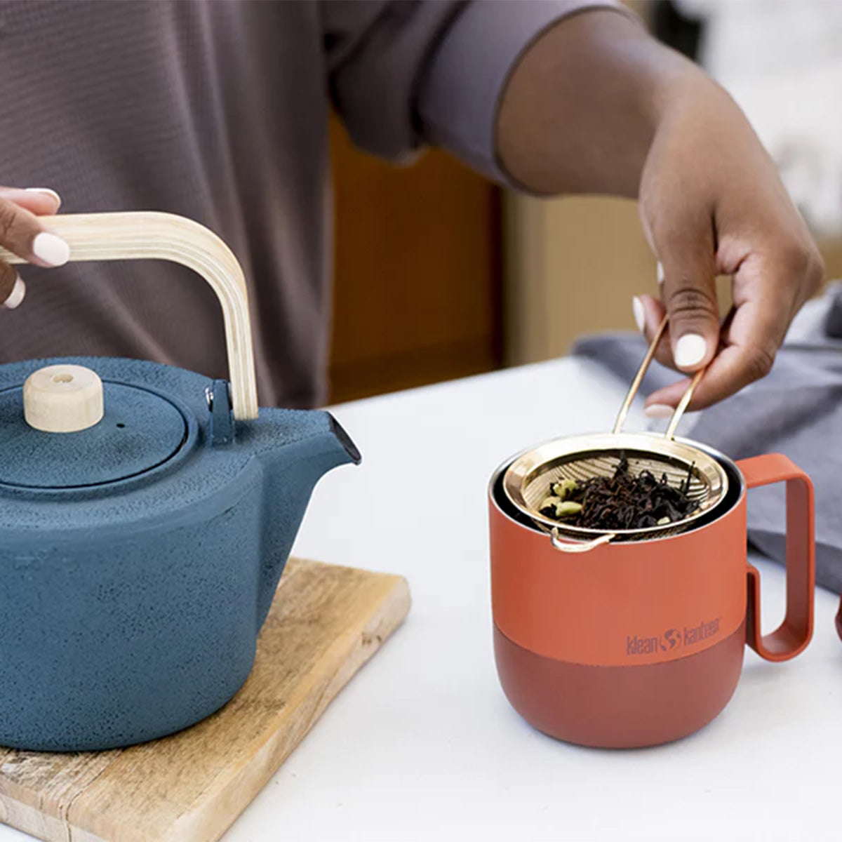14oz-rise-mug-sale-v1 coffee_tea_seep_rise_mug_square.jpg