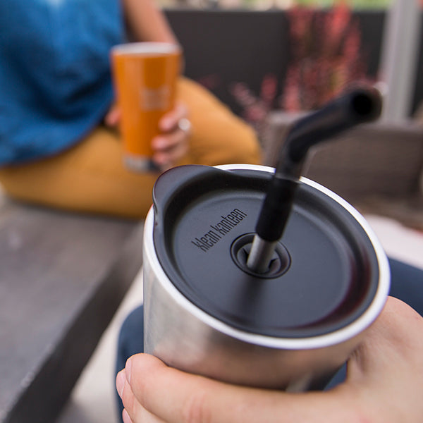 tumbler-straw-lid-with-straw-d2 steel_Straw-Shot_lifestyle_59367159-bd87-4b2d-88ba-76af85af65de.jpg