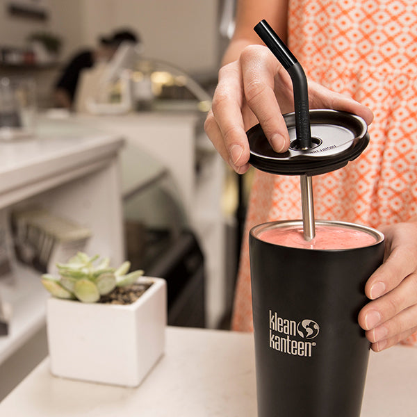 tumbler-straw-lid-with-straw-d2 steel_straw_smoothie-At-Counter-With-Lid_lifestyle_a071dbd2-9fd8-4eea-b04c-2a3732ff8612.jpg
